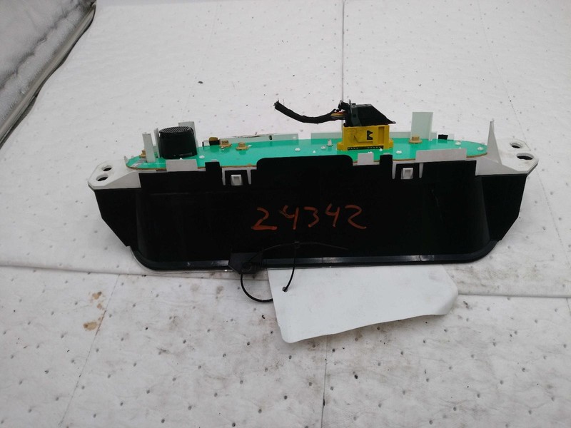 2006 Saturn ION Speedometer Gauge OEM Green 2.4L 218K Miles NJ25-24342-619001