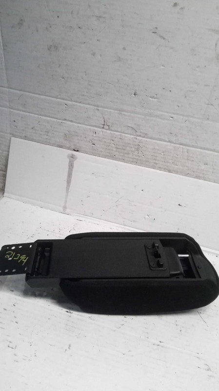 2020 Jeep Renegade Center Console Gray Lid OEM Used 241 Interchange
