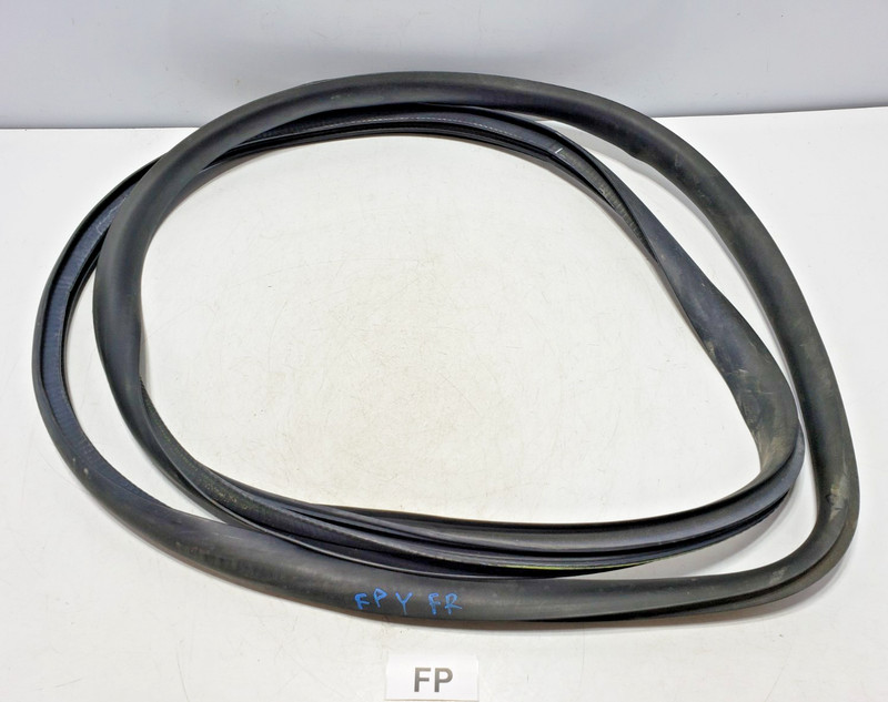 ✅2020-2024 OEM Tesla Model Y Front Right Passenger Door Weatherstrip Rubber Seal
