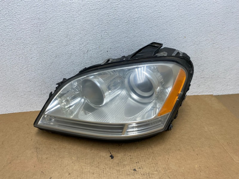 Halogen 2006-2009 Mercedes-Benz ML-Class Headlight Left Driver LH OEM AE4829 DW