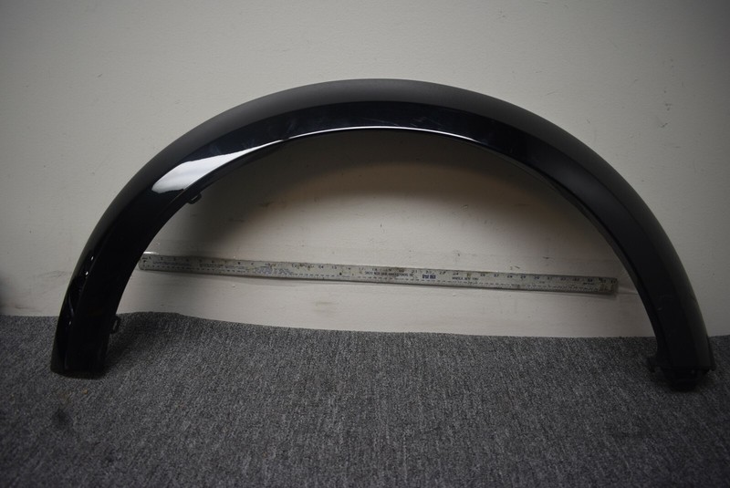 2005-2009 LAND ROVER DISCOVERY FENDER FLARE RIGHT SIDE FACTORY OEM