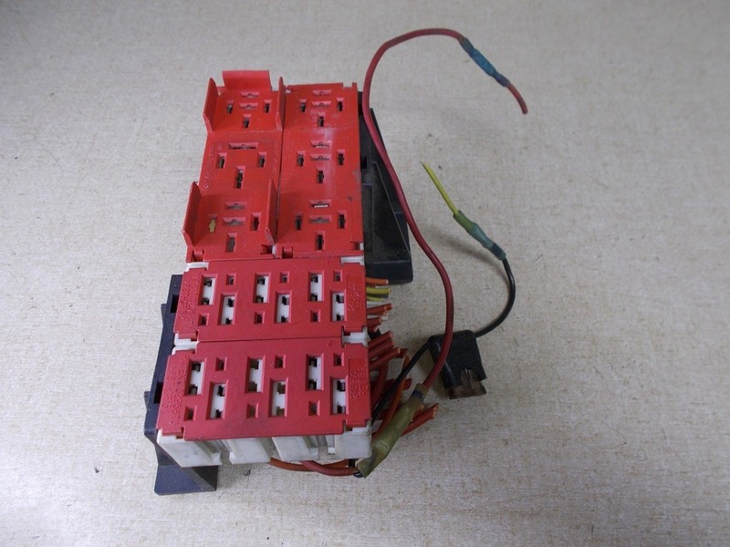 Fuse Block EWP PE1954-001 Pat NO: 5295870 *FREE SHIPPING*