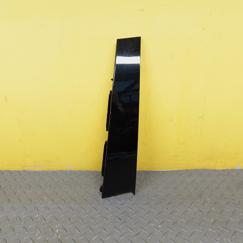 2024-2025 HYUNDAI SANTA FE FRONT LEFT DOOR APPLIQUE MOLDING PANEL OEM 82250P6000