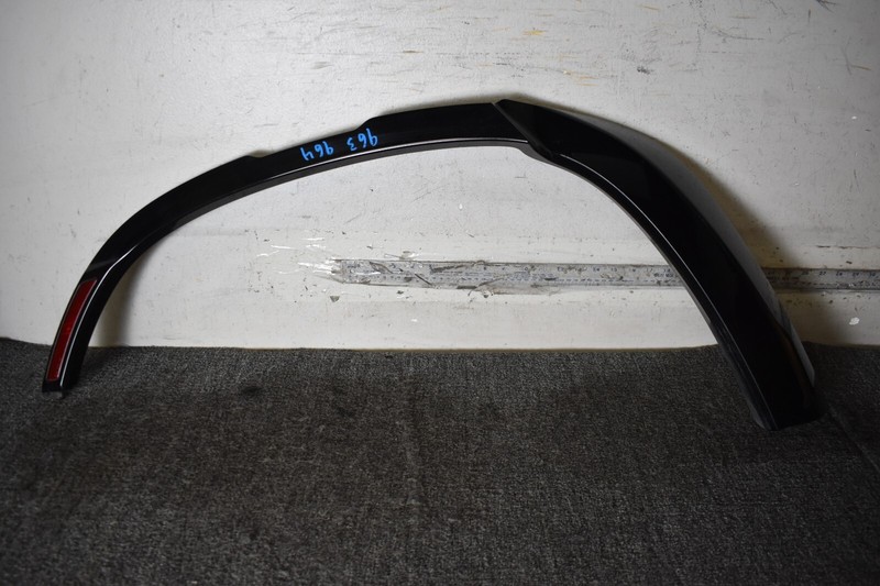 2020 2021 2022 2023 LAND ROVER DEFENDER L663 WHEEL ARCH FLARE MOLDING RIGHT REAR