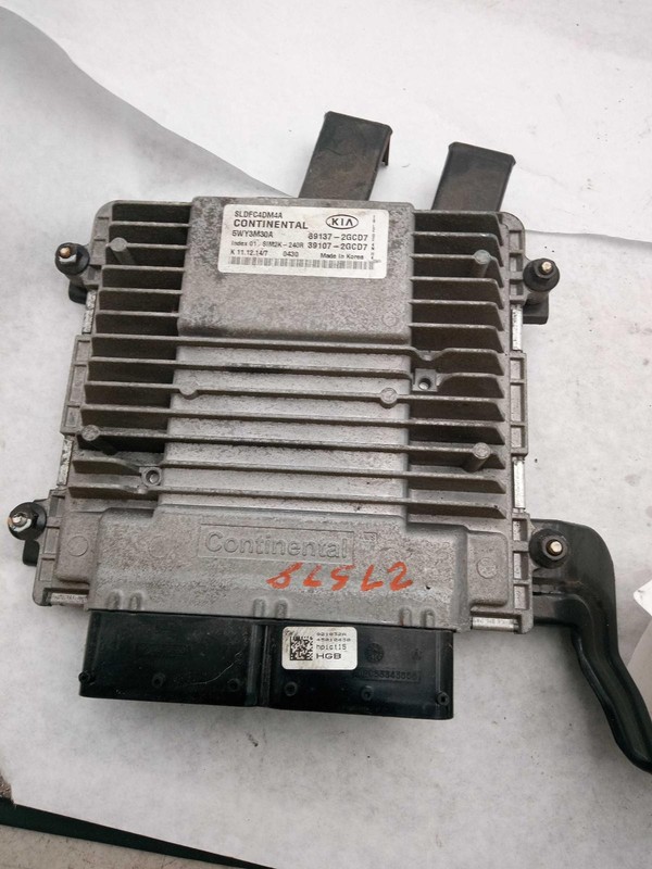 2015 KIA Sportage Engine Control Module ECM OEM 2.4L 69K Miles Red NJ25-27578