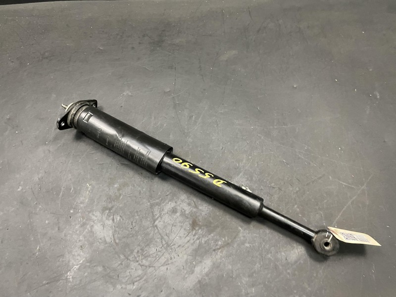 Rear Left Shock Absorber 2018 Dodge Challenger 68072163AC 2013 2014 2015 - 2023