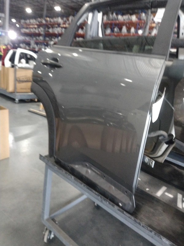 2023 Nissan Rogue Rear Right Door Grey Molding Missing - Used Part NJ25-22011