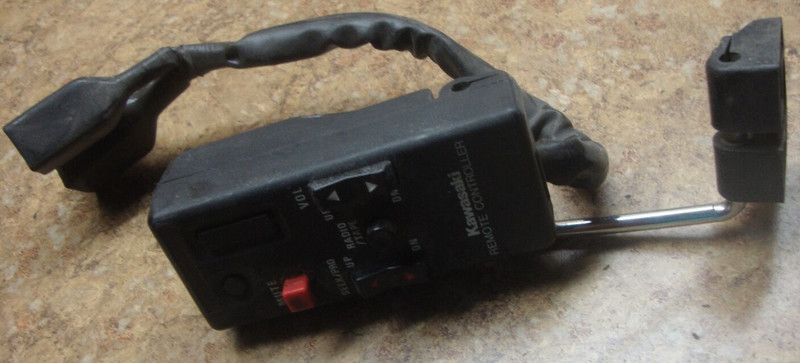 2002 Kawasaki Voyager ZG1200 ZG 1200 B XII Clarion Radio Remote Stereo Control