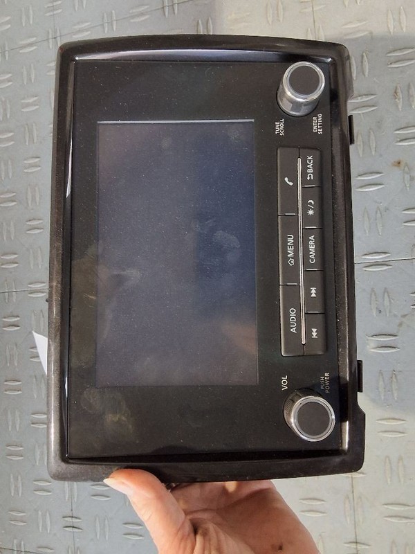 2022-2024 Nissan Frontier Radio Display and Receiver 8.0" Touch Screen