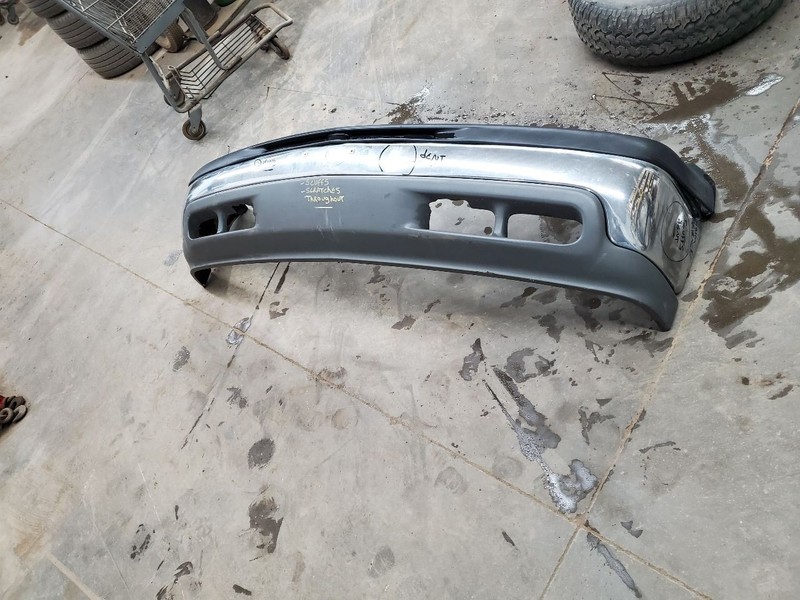 Front Bumper Chrome Without Fog Lamps Fits 99-02 SILVERADO 1500 PICKUP 304242