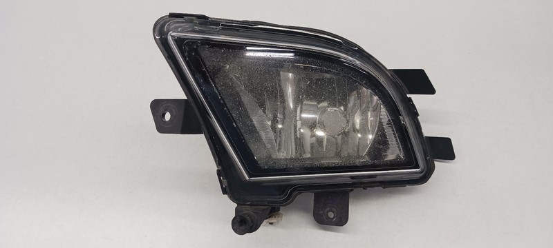15-'18 VOLKSWAGEN JETTA Left driver fog light OEM Grade B