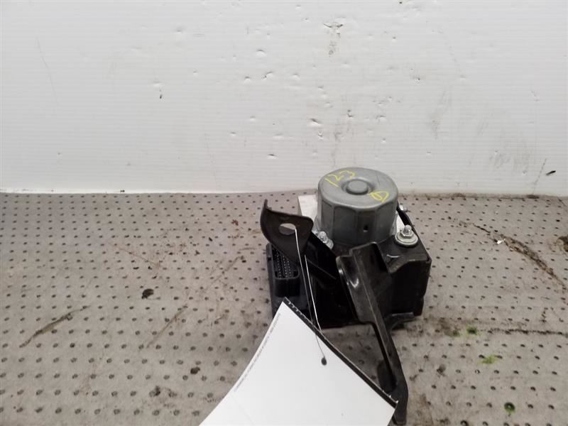ABS Pump With Module 6 Cylinder AWD Fits 15-17 MURANO 727903