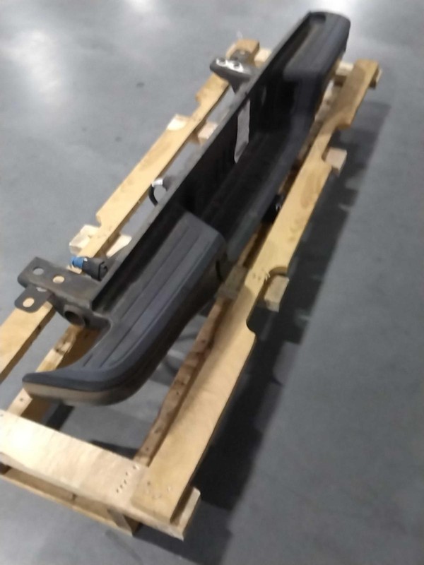2021 Ford Ranger Grey Rear Bumper Assembly OEM KB3Z17906E 38K Miles