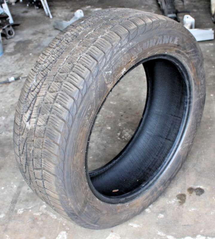 Used 235/55R19 Goodyear Assurance WeatherReady 101V - 10/32