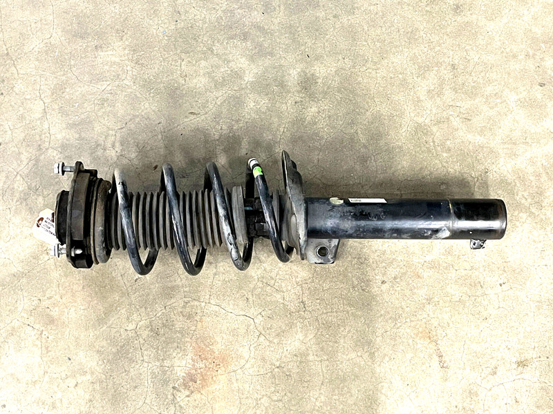 ⭐2015-2018 AUDI Q3 AWD FRONT RIGHT RH PASS SIDE STRUT SHOCK ABSORBER OEM LOT2538