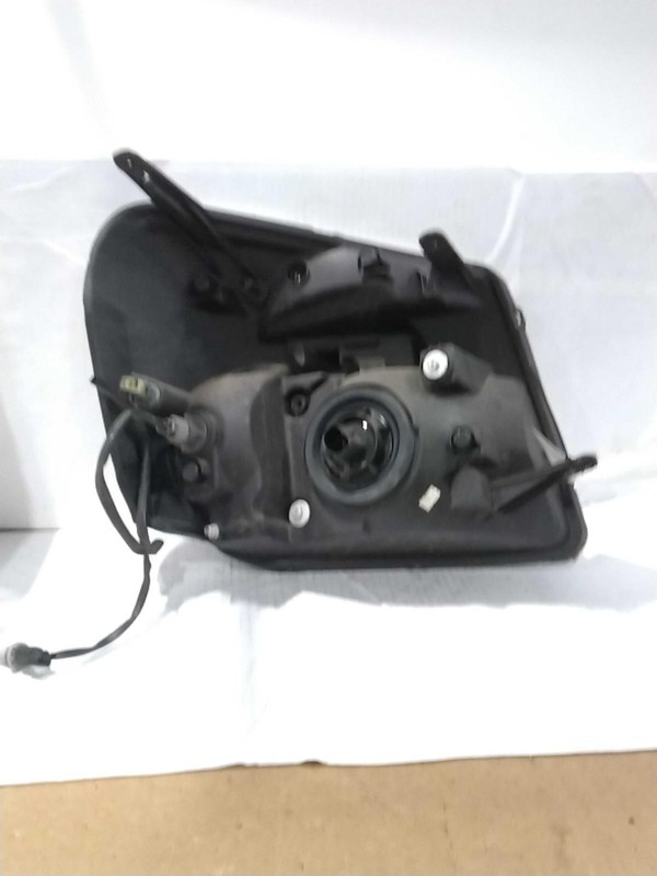 2007 Chevrolet Equinox Left Headlight Assembly Tan LS 238K Miles OEM Used