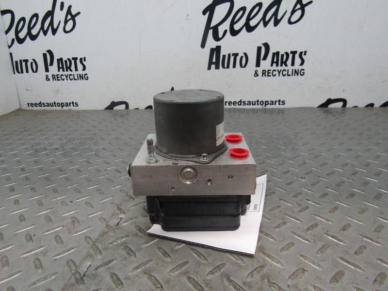 2017-2019 Cadillac CTS V 6.2 LT4 Sedan ABS Module Switch Pump Brake