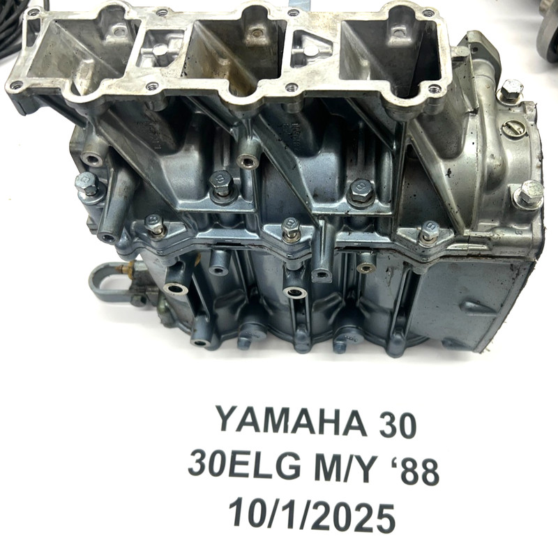 1990 YAMAHA Outboard 30 HP 2-STRK ENGINE BLOCK / CRANKCASE FRESHWATER!