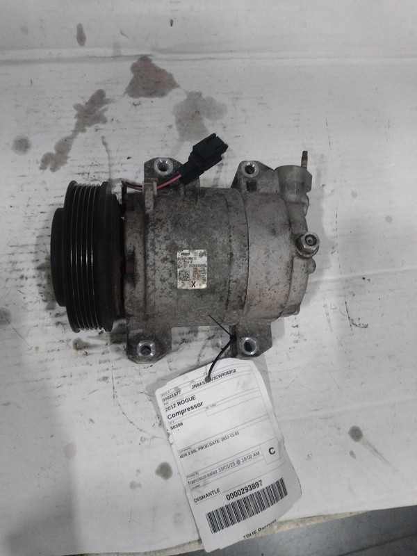 2012 Nissan Rogue A/C Compressor OEM 92600JM01B 160K Miles - White