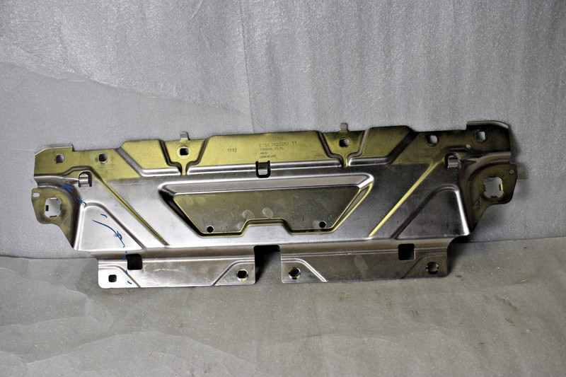 22-24 BMW i4 430i G26 Radiator Center Support Crosslink Panel 5164742228711