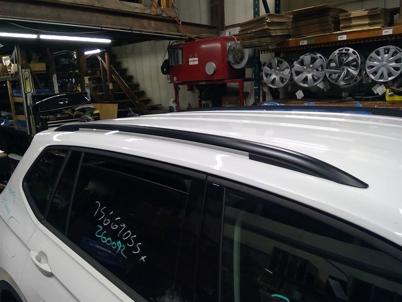 TIGUAN 2018-2024 Right Front Luggage Rack 1765562