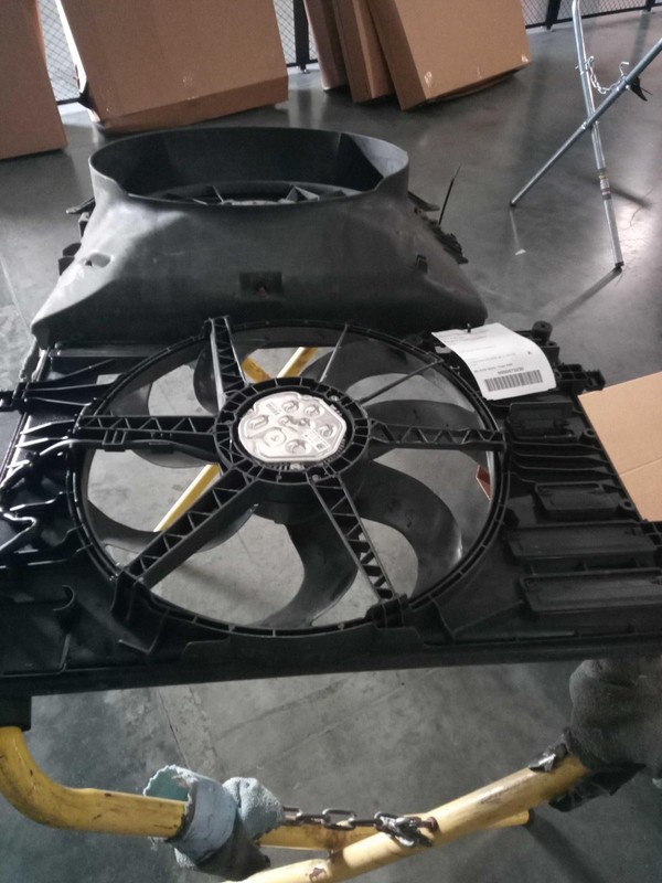 2019 Audi A3 Engine Cooling Fan Motor OEM 5Q0121203DE Grey 50K Miles