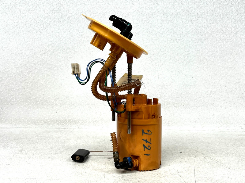 ⭐2015-2017 BMW X3 2.0L DISEL ABS FUEL PUMP SENDING UNIT LEVEL SENSOR OEM LOT2721