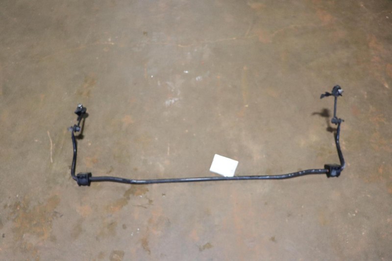 2013-2017 HONDA ACCORD SEDAN 2.4L REAR ANTI ROLL STABILIZER SWAY BAR SUPPORT OEM