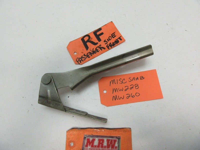 HOOD HINGE FRONT SAAB 900 9-3 94 95 96 97 98 99 PASSENGER SIDE RIGHT R RH RF CAR