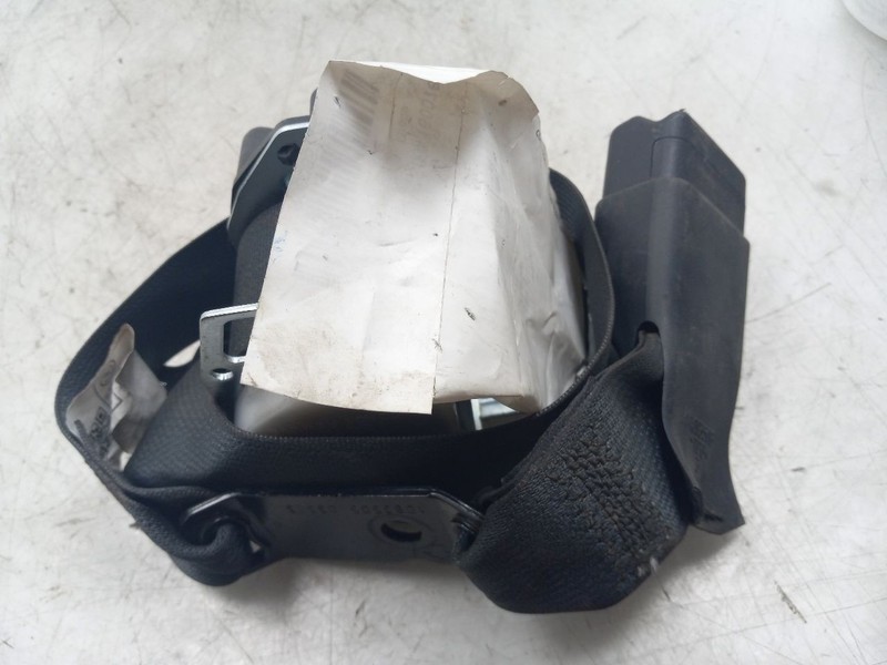 2015 TOYOTA COROLLA S REAR CENTER MOUNTED SEAT BELT ASSEMBLY