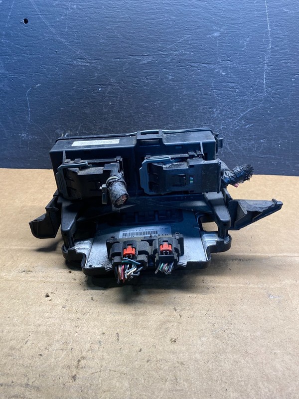2009 Jeep Grand Cherokee Fuse Box Relay Panel BCM Body Control Module AD7399 DG