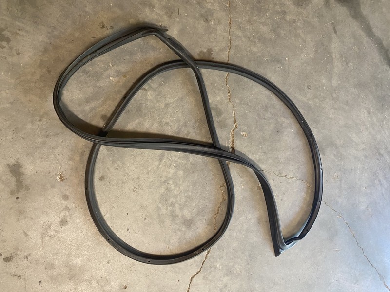 2008 Honda Accord 3.5 EXL Left Front Door Cab Seal OEM