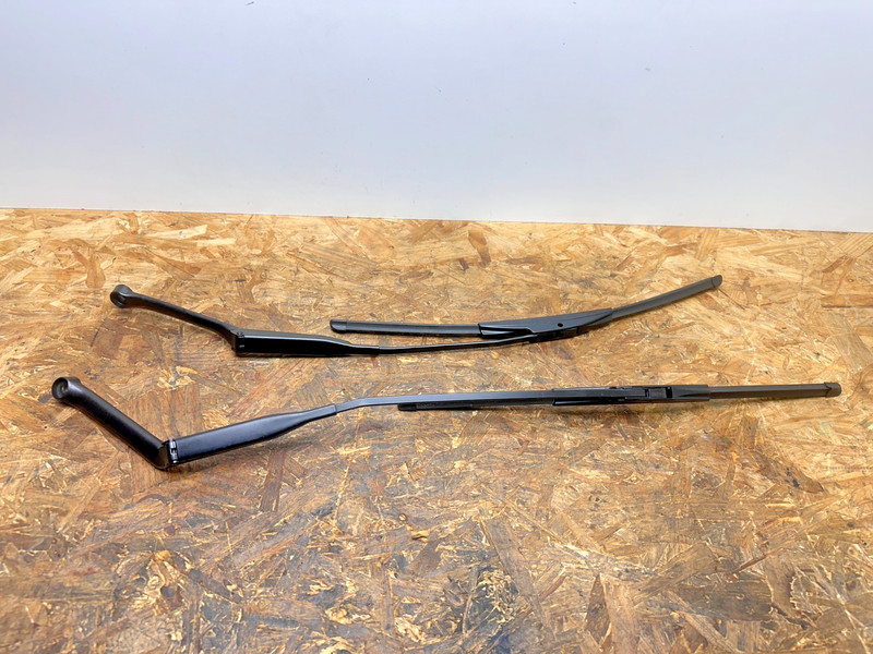 92–00 BMW E36 318 323 325i 328i M3 Front Windshield Wiper Arm Blade Set OEM 100K