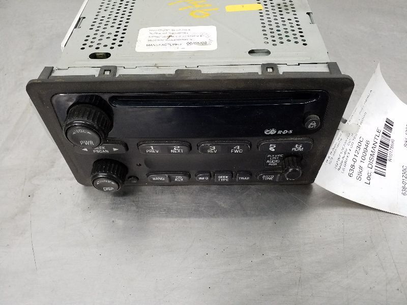 Audio Equipment Radio Am-fm-stereo-cd Player Opt UN0 Fits 02-05 IMPALA 178680