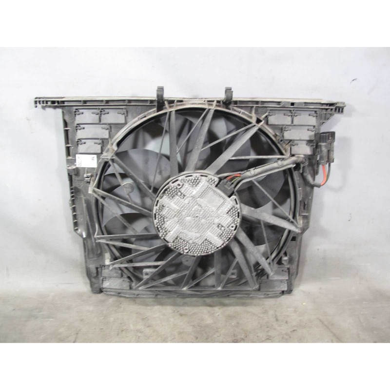 2010-2017 BMW F01 750 F10 550i N63 N63N 4.4L V8 Engine Cooling Fan Electric 850W