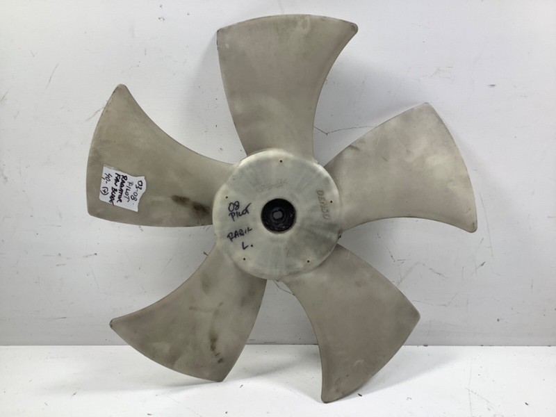 03-08 Honda Pilot Radiator Fan (Denso) 19020-P8F-A01 OEM