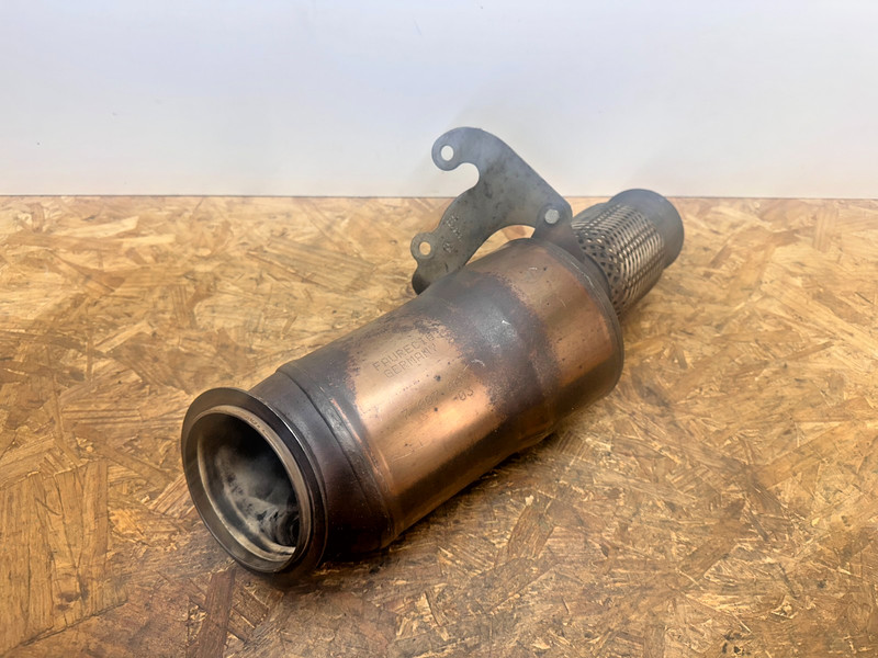 12–19 BMW F30 F36 2.0L L4 Engine Manifold Motor Muffler Exhaust Down Pipe OEM