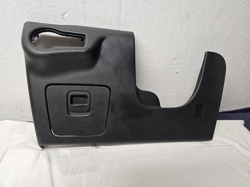 2014-2018 Jeep Cherokee Dash Left Lower Trim Knee Bolster Panel 1WG04DX9AE OEM