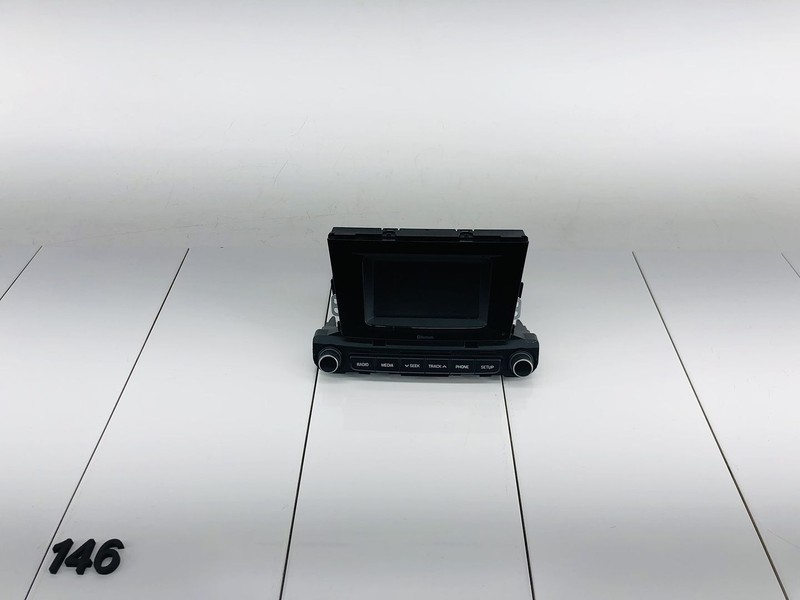 18-22 HYUNDAI ACCENT FRONT CENTER INSTRUMENT PANEL RADIO RECEIVER W/ DISPLAY OEM