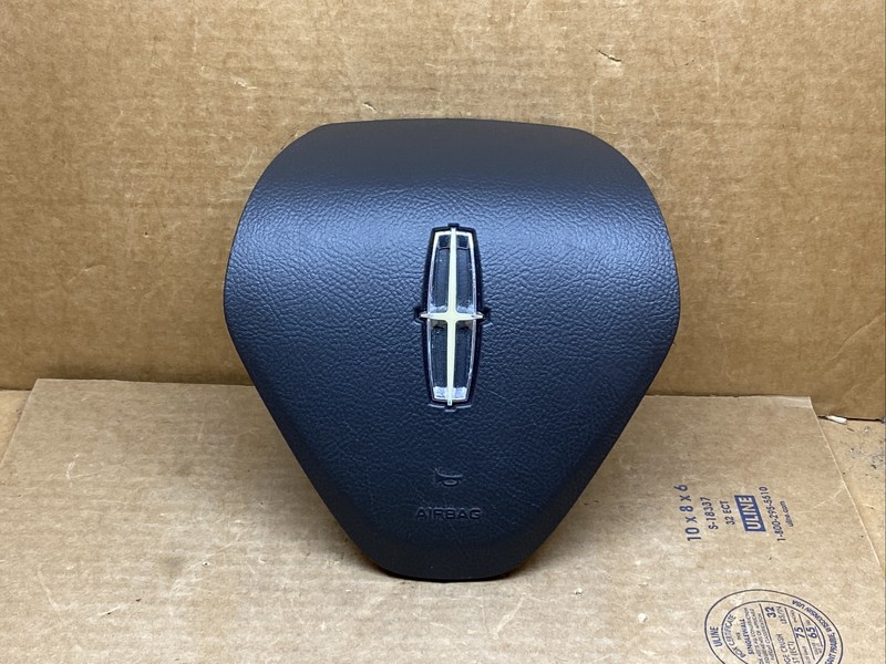 2013-2019 Lincoln MKT Front Left Driver Side Steering Wheel Air Bag Airbag