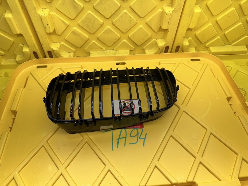2007-2013 BMW X5 LEFT HOOD Kidney Grille 5113-7171395 LH
