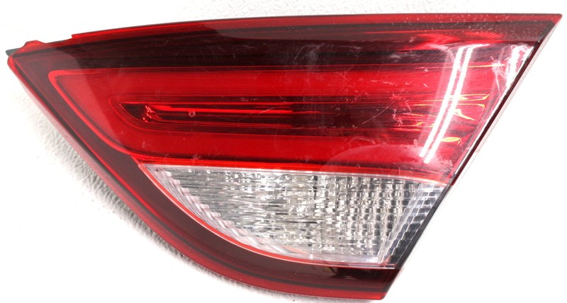 OEM Chrysler 200 Right Passenger Side Tail Lamp Lens Chip 68110364AB