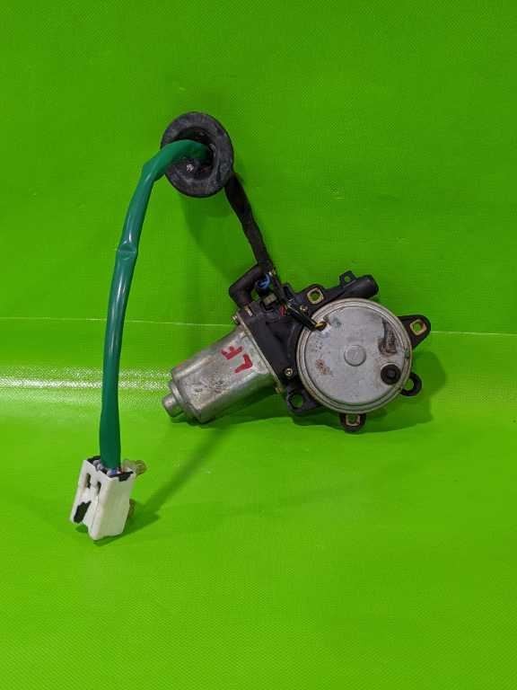 03-06 INFINITI G35 SDN DRIVER LEFT FRONT WINDOW MOTOR OEM 4422-15