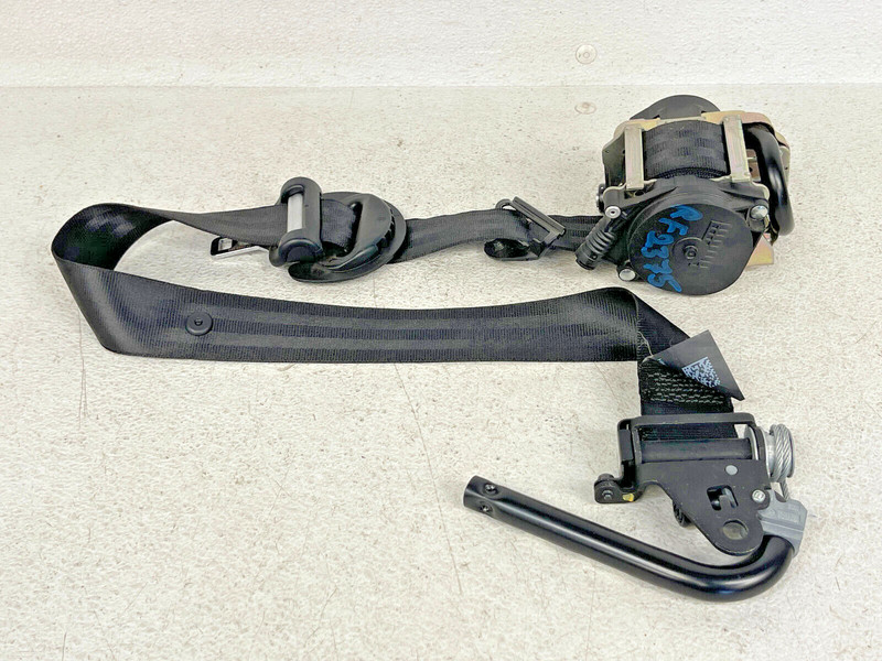 ⭐2017-2020 JAGUAR F-PACE FRONT RIGHT PASSENGER SEAT BELT RETRACTOR OEM LOT2375