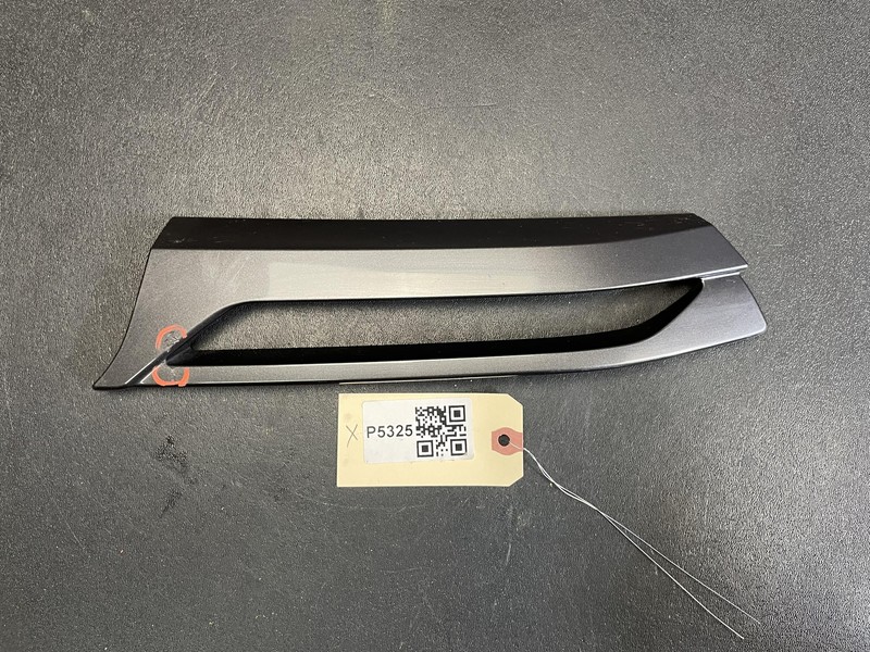 Front Grille Left Molding 2022 Subaru Forester 91123-SJ190 2023 X