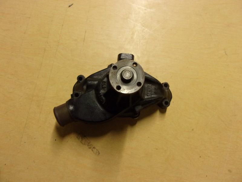GM AC Delco Small Water Pump Corvette 12522037 251-5001 *FREE SHIPPING*