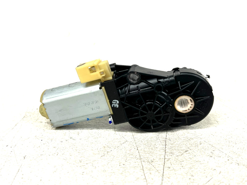 ⭐2019-2022 MERCEDES-BENZ A220 FRONT RIGHT SEAT ADJUST RECLINE MOTOR OEM LOT2712