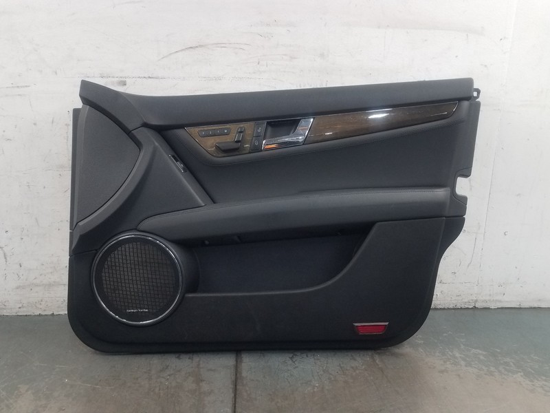 2009 Mercedes Benz AMG C 63 Right Front Passenger Door Panel #4942 i4