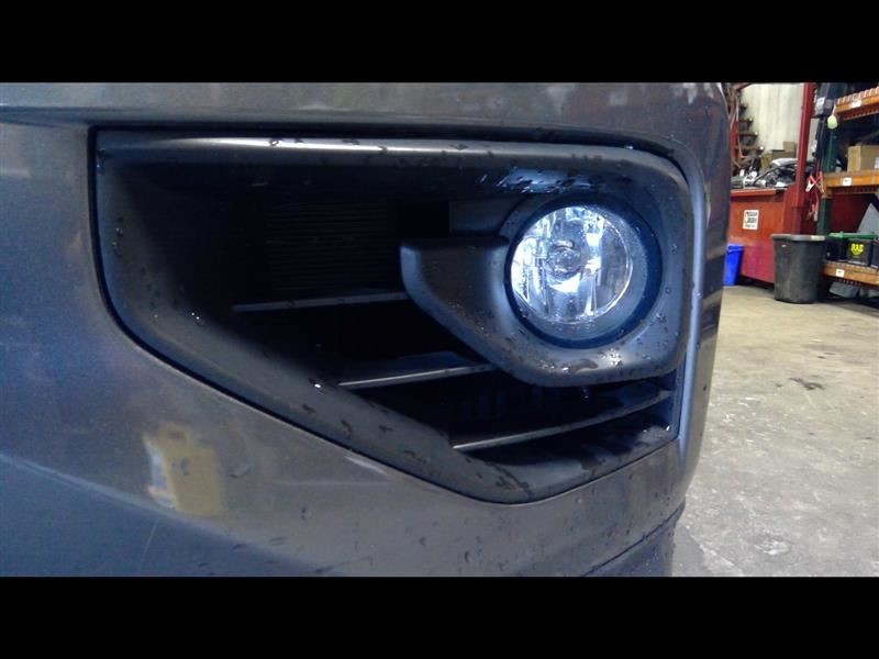 Corner/Park Light Fog-driving Fits 12-21 NV 3500 1446321