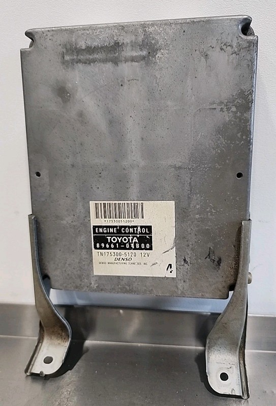 2004 Toyota Tacoma 2.4 ECU Manual Transmission 89661 04B00 RWD OEM MT